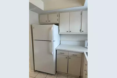 2911 W Ashley Dr Drive W #J, West Palm Beach, FL 33415 - Photo 5