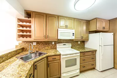 6 Royal Palm Way #102, Boca Raton, FL 33432 - Photo 3