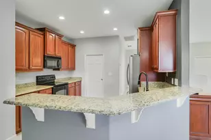 825 SW McCracken Ave, Port Saint Lucie, FL 34953 - Photo 9