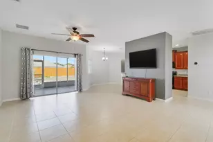 825 SW McCracken Ave, Port Saint Lucie, FL 34953 - Photo 23