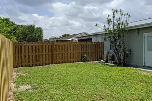 1350 Riverside Cir, Wellington, FL 33414 - Photo 67