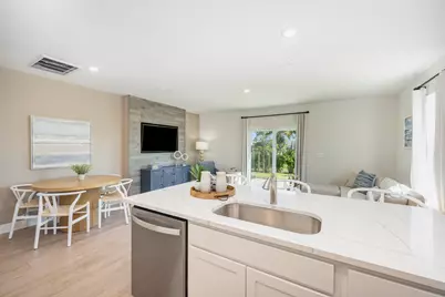 8128 Cobblestone Drive, Fort Pierce, FL 34945 - Photo 5