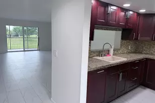 1200 SW 125th Ave, Pembroke Pines, FL 33027 - Photo 5