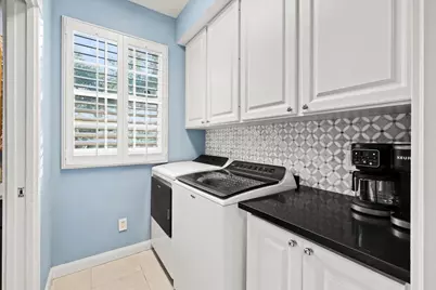 142 Santa Barbara Way, Palm Beach Gardens, FL 33410 - Photo 13