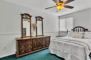 17923 SW 2nd St, Pembroke Pines, FL 33029 - Photo 25