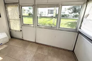 6560 Winfield Blvd, Margate, FL 33063 - Photo 15