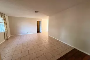 8300 SW 26th Pl, Davie, FL 33328 - Photo 3