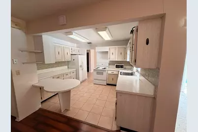 8300 SW 26th Place, Davie, FL 33328 - Photo 7