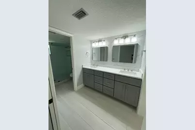 6698 10th Avenue N, Greenacres, FL 33467 - Photo 9