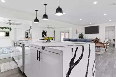 1456 Cross Way, West Palm Beach, FL 33401 - Photo 9