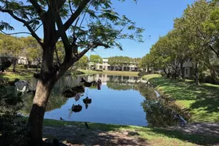 2024 Freeport Ln, Riviera Beach, FL 33404 - Photo 5