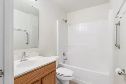 2575 SW 12th Sq Square SW, Vero Beach, FL 32968 - Photo 23