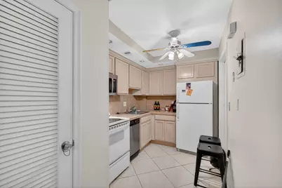 12 NE 19th Court #118a, Wilton Manors, FL 33305 - Photo 13