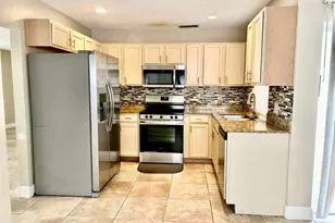 7608 NW 43rd Ct, Coral Springs, FL 33065 - Photo 5