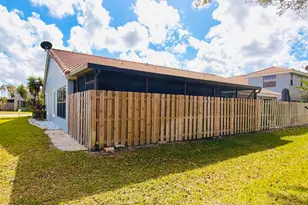 9856 Watermill Cir, Boynton Beach, FL 33437 - Photo 5