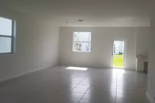 12736 SW 211th St, Miami, FL 33177 - Photo 3