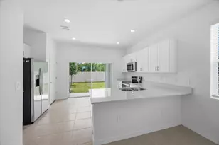 2907 Skyline Loop, Kissimmee, FL 34758 - Photo 5