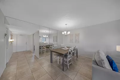 575 Oaks Lane #1009, Pompano Beach, FL 33069 - Photo 7