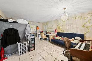 4050 NW 42nd Ave, Lauderdale Lakes, FL 33319 - Photo 9