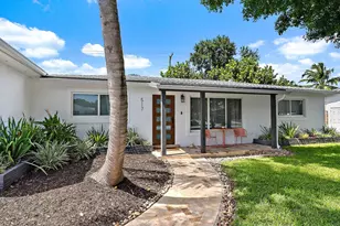 517 Gulf Rd, North Palm Beach, FL 33408 - Photo 3