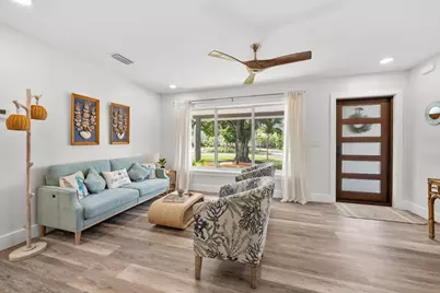 517 Gulf Road, North Palm Beach, FL 33408 - Photo 9