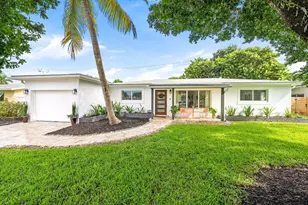 517 Gulf Rd, North Palm Beach, FL 33408 - Photo 1