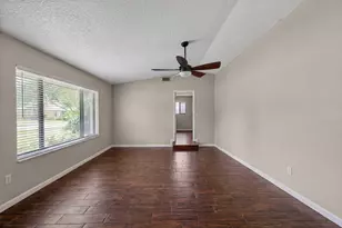 9696 NW 28th Pl, Coral Springs, FL 33065 - Photo 17