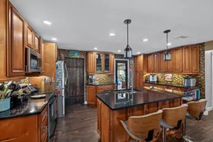 9696 NW 28th Pl, Coral Springs, FL 33065 - Photo 9