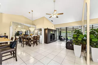 7888 Lexington Club Boulevard #B, Delray Beach, FL 33446 - Photo 5