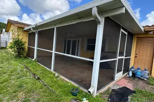 2180 NW 93rd Ave, Pembroke Pines, FL 33024 - Photo 19