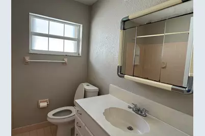 2180 NW 93rd Avenue, Pembroke Pines, FL 33024 - Photo 11