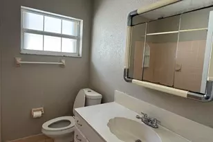 2180 NW 93rd Ave, Pembroke Pines, FL 33024 - Photo 11