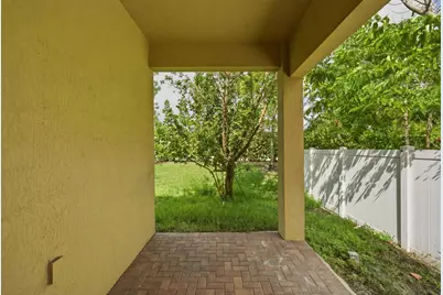 5105 NW 51st Terrace, Tamarac, FL 33319 - Photo 13