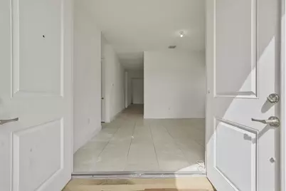 5105 NW 51st Terrace, Tamarac, FL 33319 - Photo 3