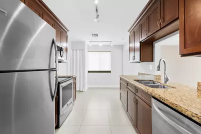 313 SE 4th Terrace, Dania Beach, FL 33004 - Photo 3