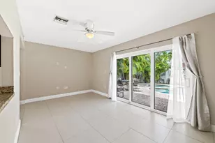 313 SE 4th Terrace, Dania Beach, FL 33004 - Photo 11