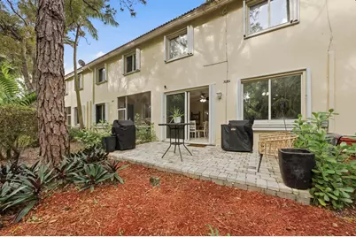 3084 N Evergreen Circle, Boynton Beach, FL 33426 - Photo 9