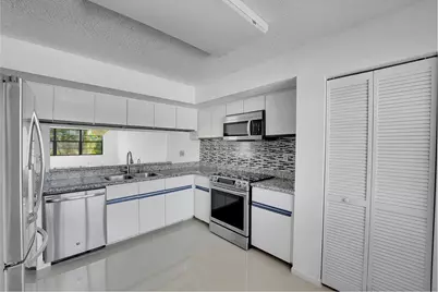 6654 Villa Sonrisa Drive #421, Boca Raton, FL 33433 - Photo 43