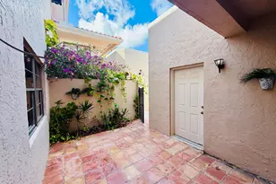 6654 Villa Sonrisa Dr, Boca Raton, FL 33433 - Photo 17
