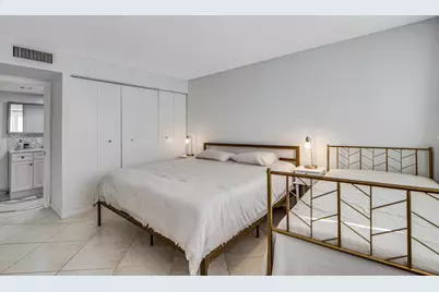 5600 N Flagler Drive #804, West Palm Beach, FL 33407 - Photo 17