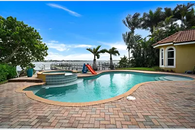 881 SE Saint Lucie Boulevard, Stuart, FL 34996 - Photo 39