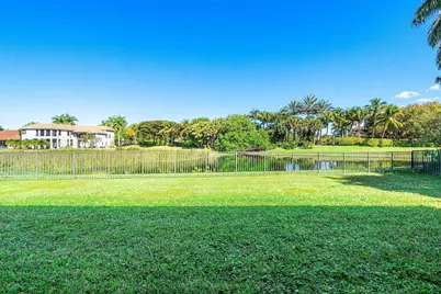10509 Vignon Court, Wellington, FL 33449 - Photo 45