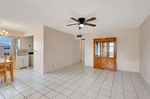 332 Sheffield N, West Palm Beach, FL 33417 - Photo 5