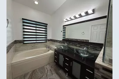 4572 SW 14th Street, Deerfield Beach, FL 33442 - Photo 33