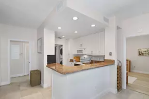 421 NE Plantation, Stuart, FL 34996 - Photo 9