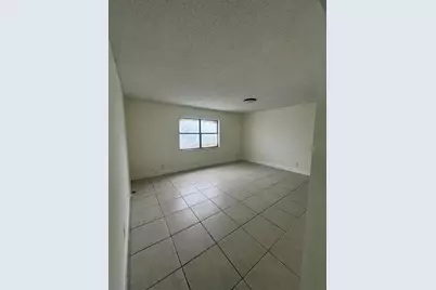 6300 S Falls Cir Drive #314, Lauderhill, FL 33319 - Photo 9