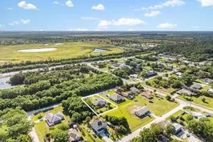 8755 91st Ave, Vero Beach, FL 32967 - Photo 5