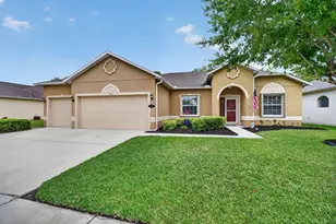 135 Stony Point Dr, Sebastian, FL 32958 - Photo 3