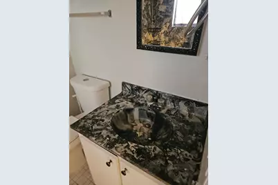 5981 Via Vermilya #203, Lake Worth, FL 33462 - Photo 9