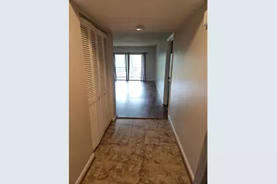 5981 Via Vermilya #203, Lake Worth, FL 33462 - Photo 11